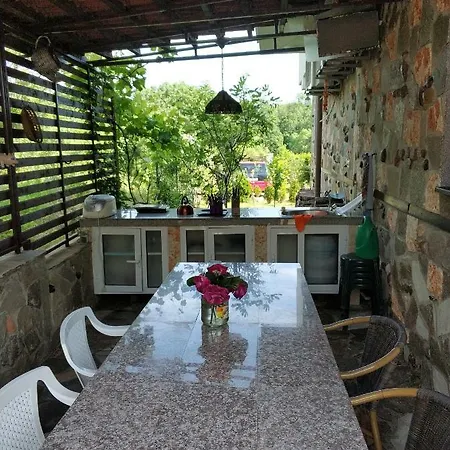 Zapovedni Rai بريمورسكو