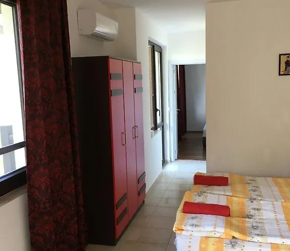 Zapovedni Rai 招待所 4*