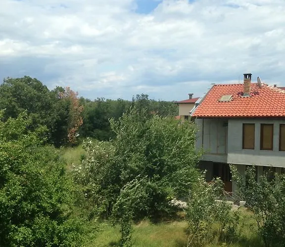 Konukevi Zapovedni Rai