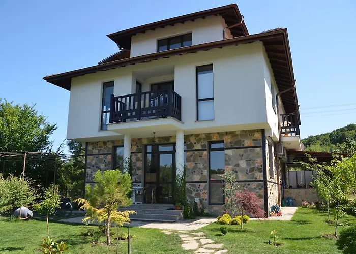 Zapovedni Rai Guest house 4*